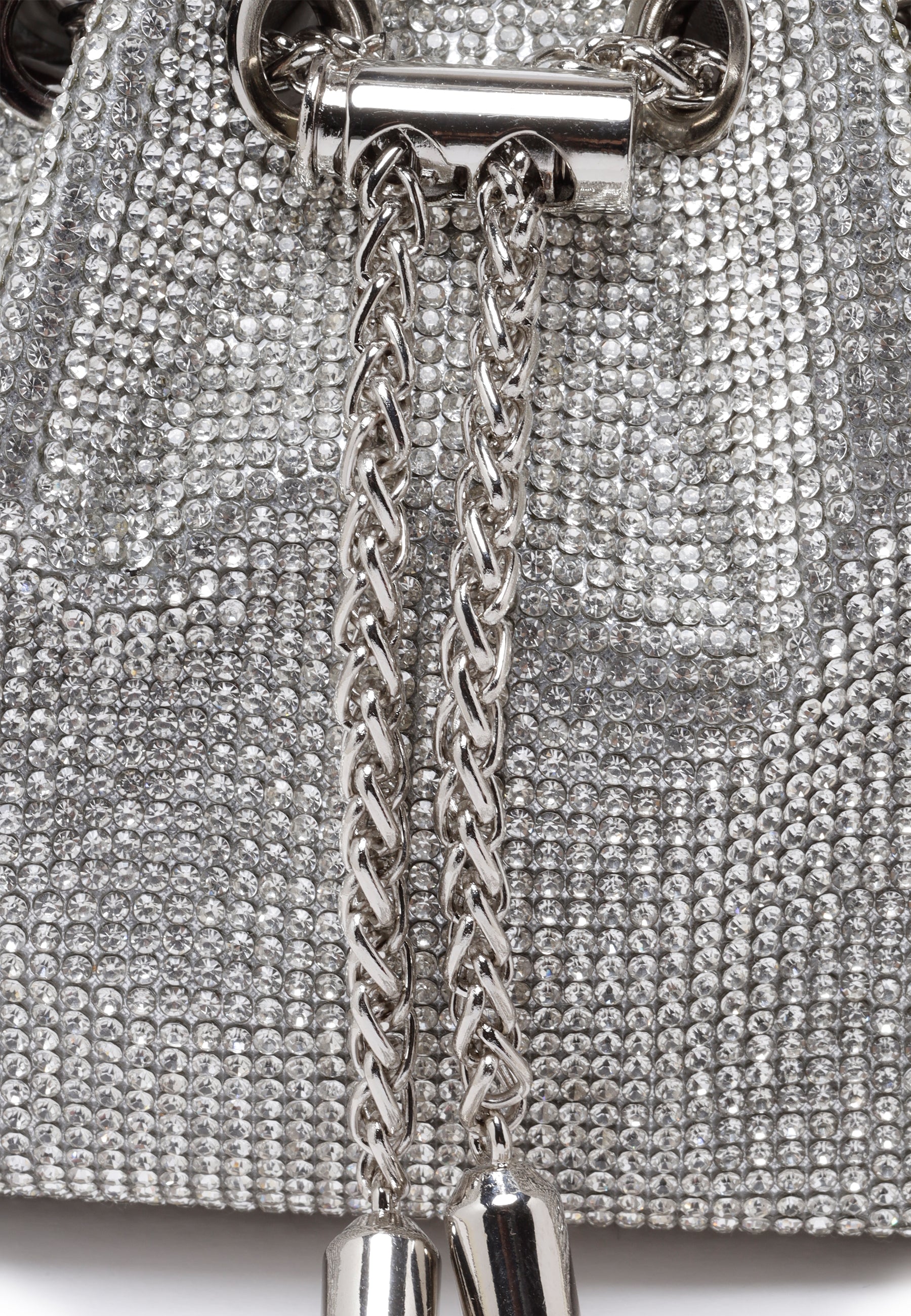 Avantgardistische Paris-Schulterkupplung mit Silberkristallen und Nieten