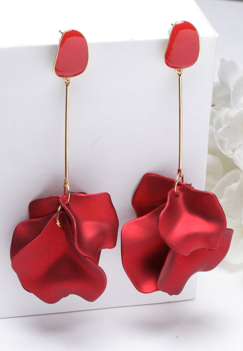 Boucles d'oreilles pendantes pétales de rose rouge