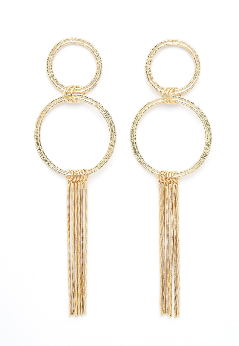 Elegant Circular Fringe Earrings In Gold