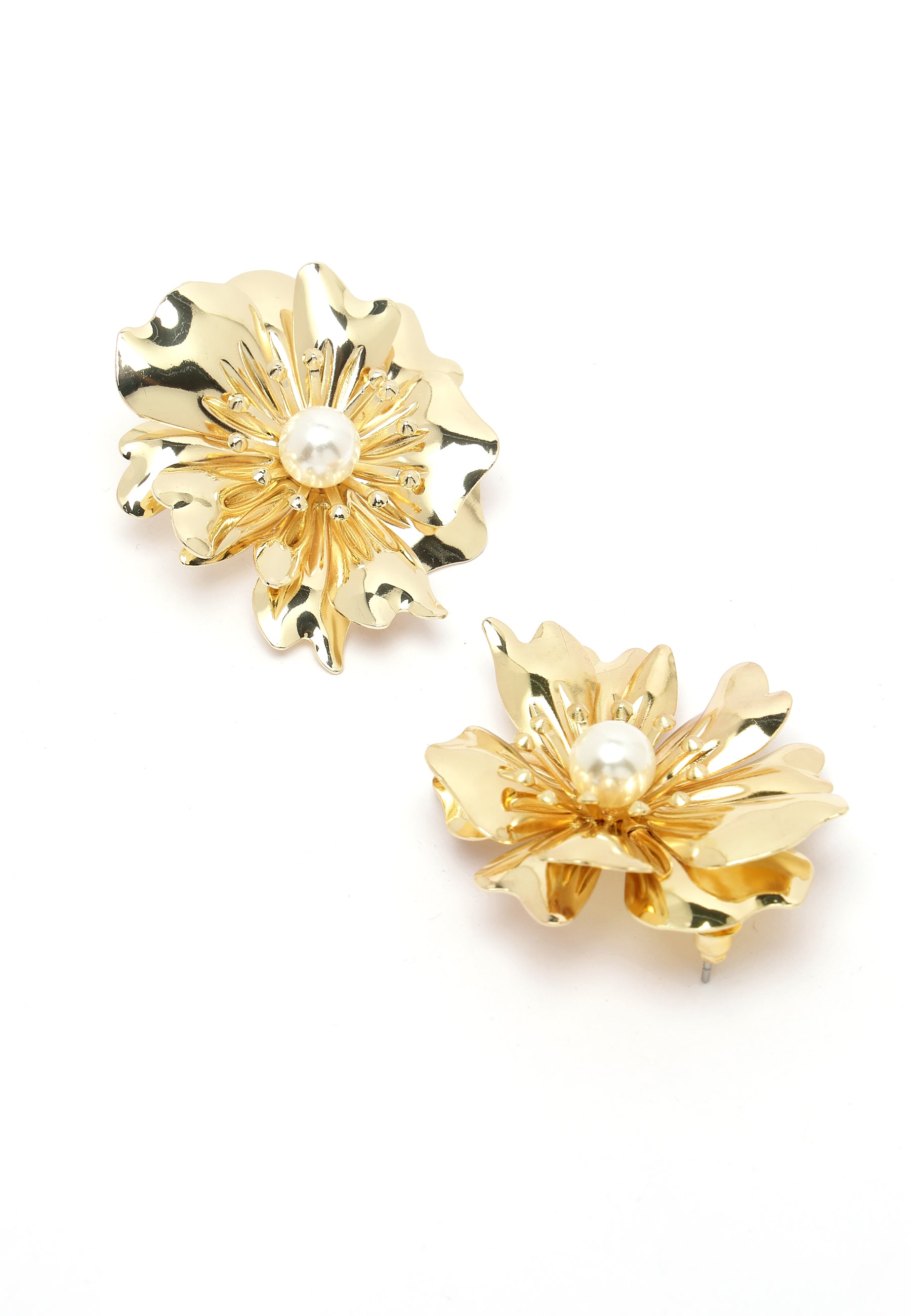 Avant-Garde Paris Vintage Pearl Gold-Colored Stud Earrings