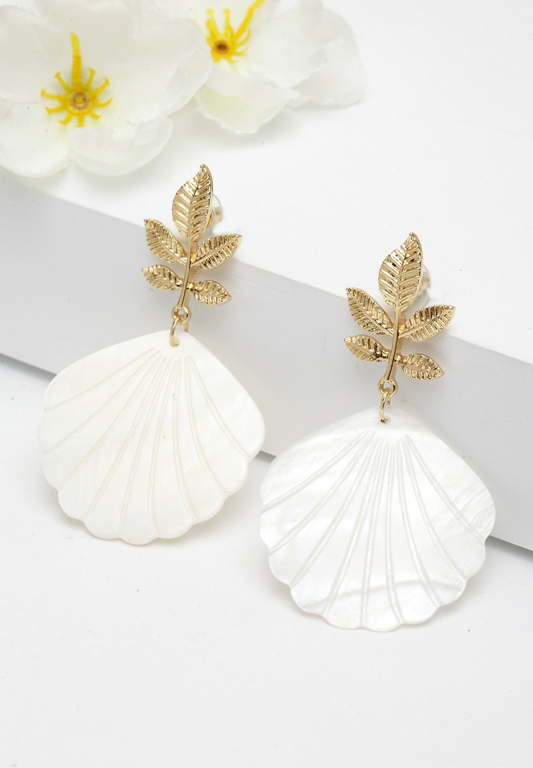 Avant-Garde Paris Modish Gold-Plated Shell Earrings