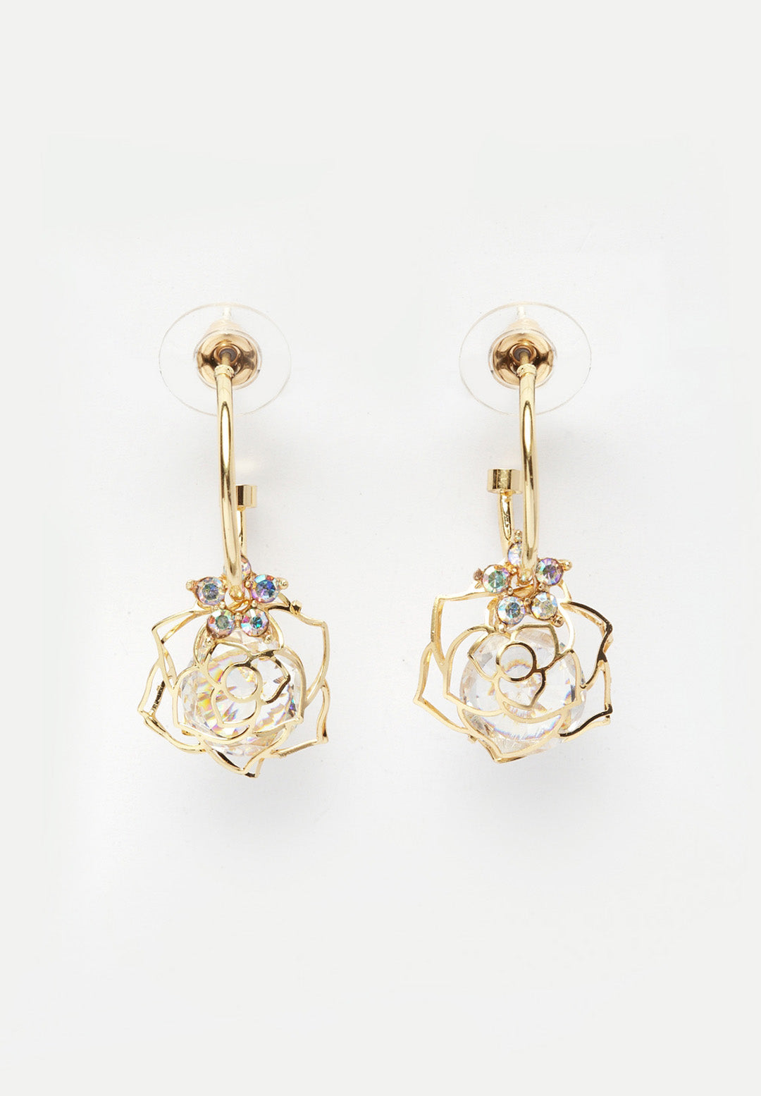 Boucles d'oreilles élégantes en plaqué or avec roses