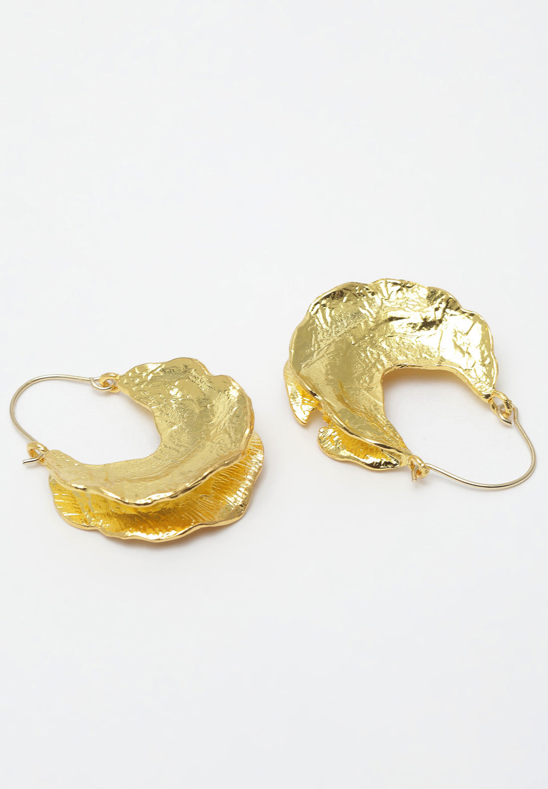 Boucles d'oreilles créoles rondes dorées métallisées