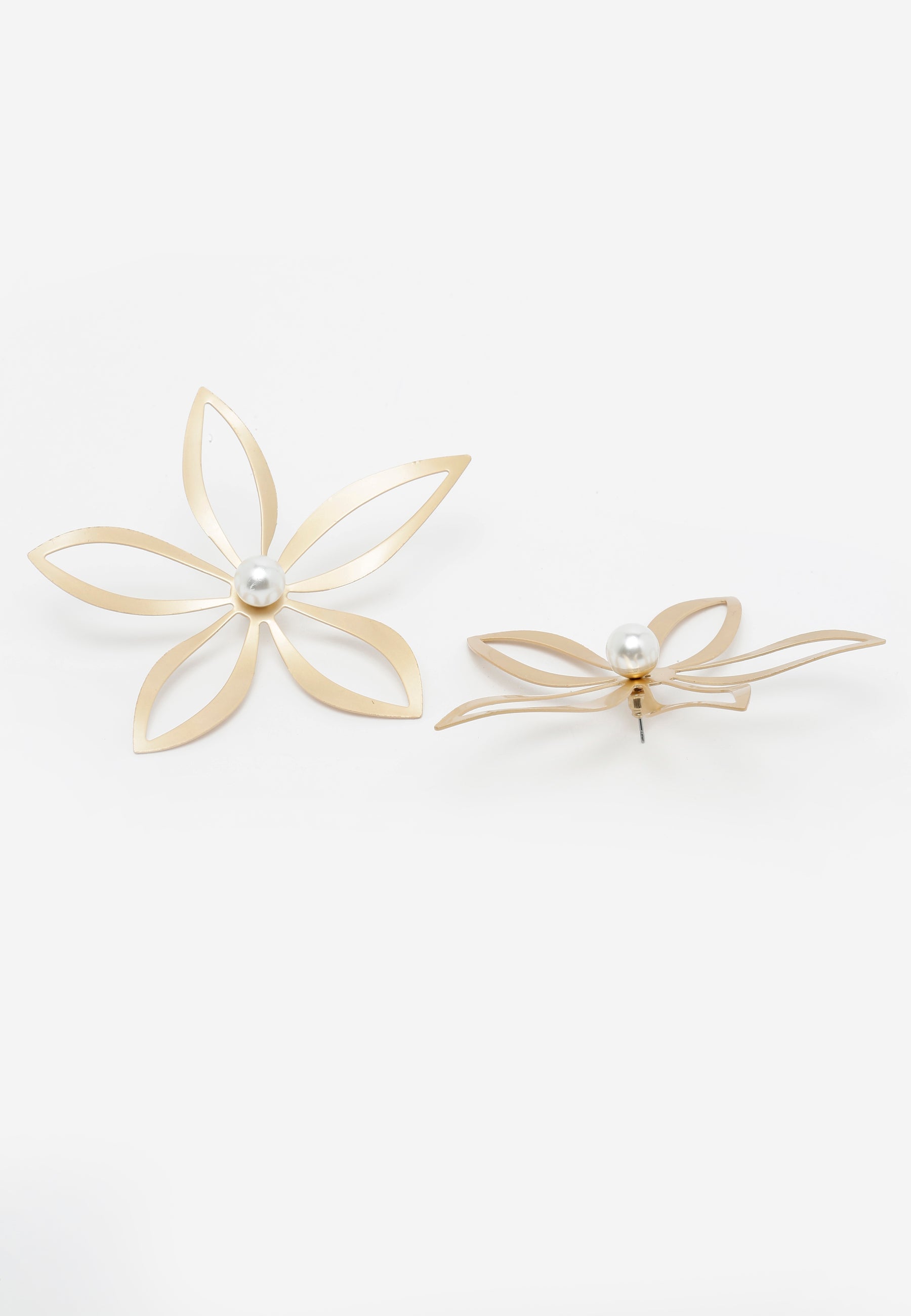 Gold-toned Jasmine shaped stud earrings