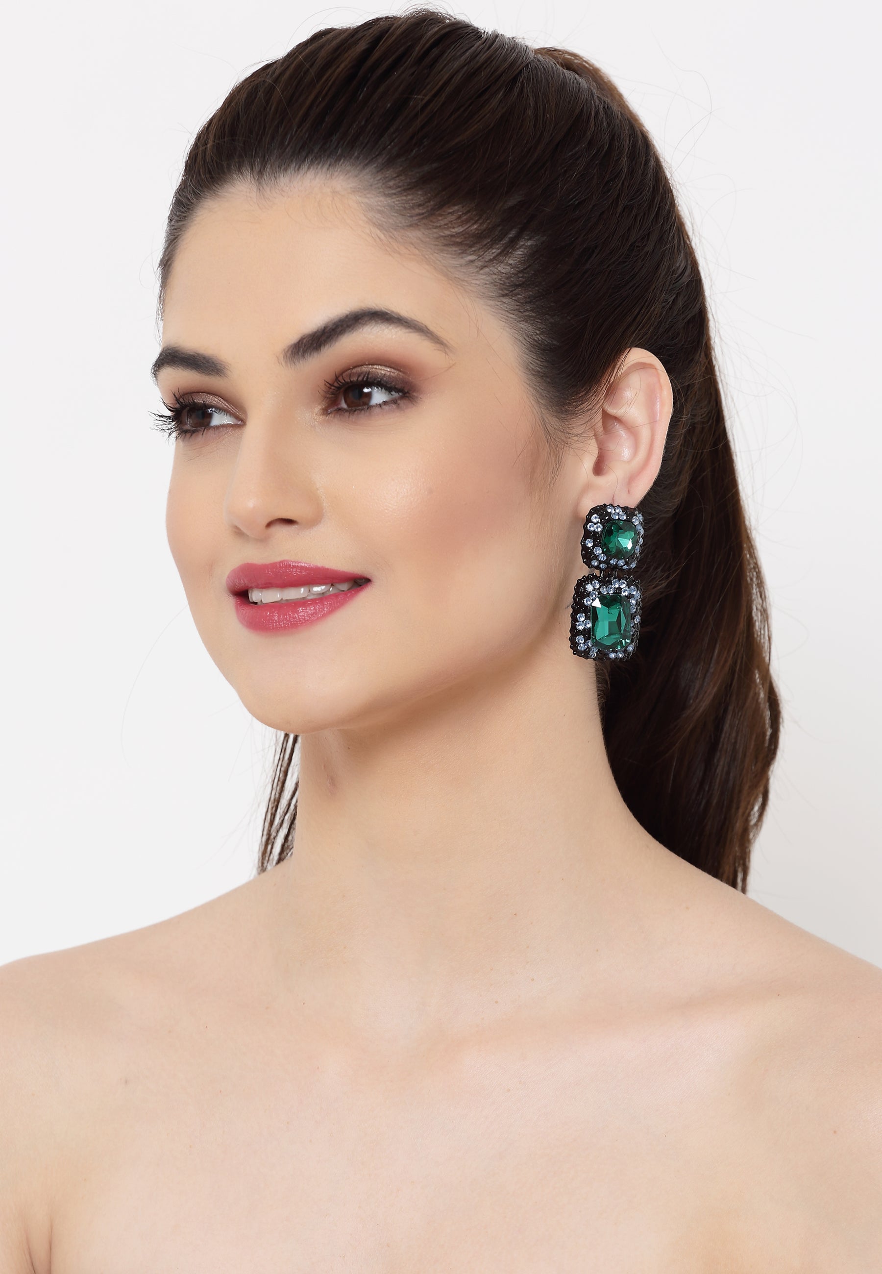 Square-shaped Crystals Drop Earrings in Green