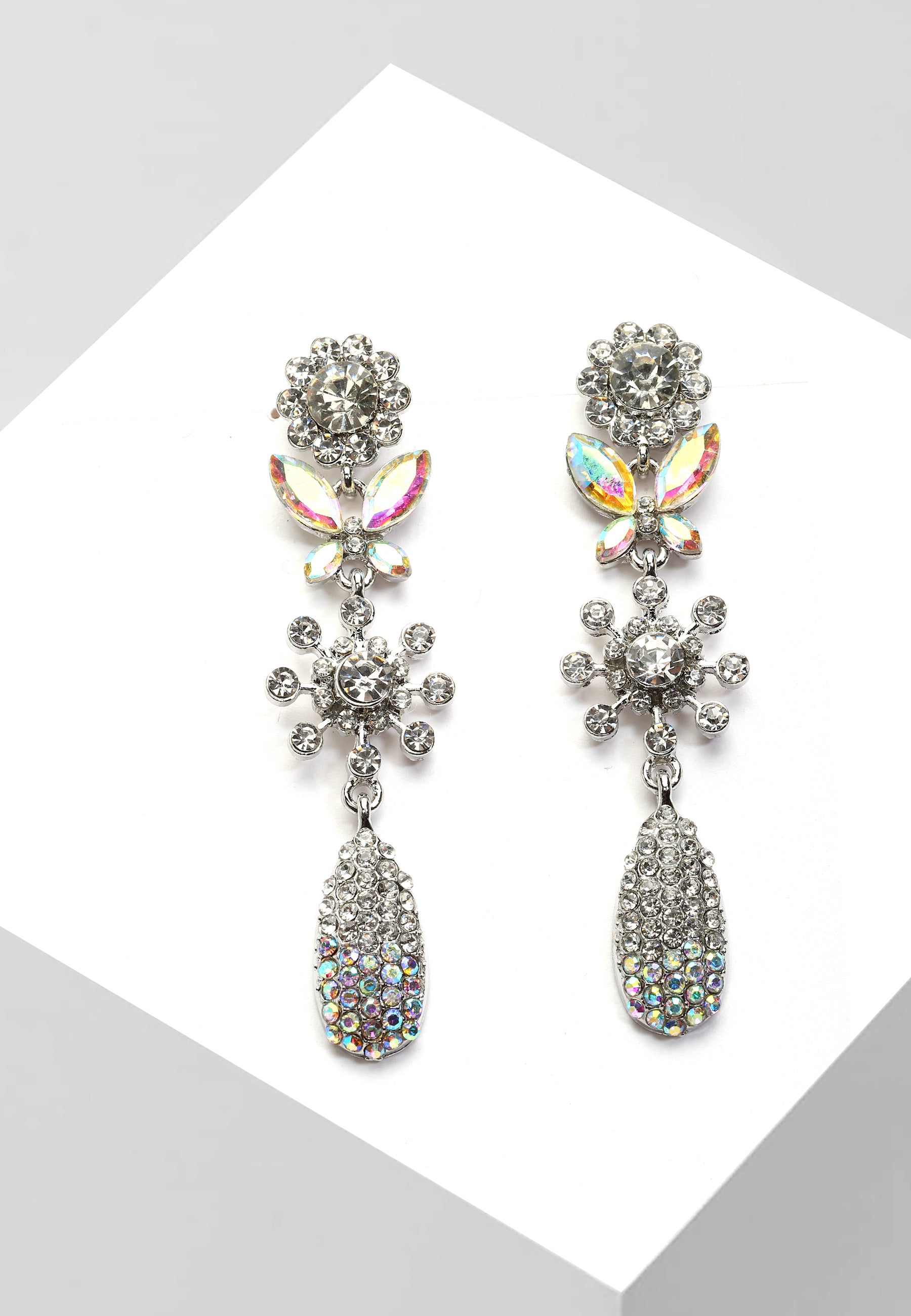 Avant-Garde Paris Elegant Crystal Dangle Long Earrings