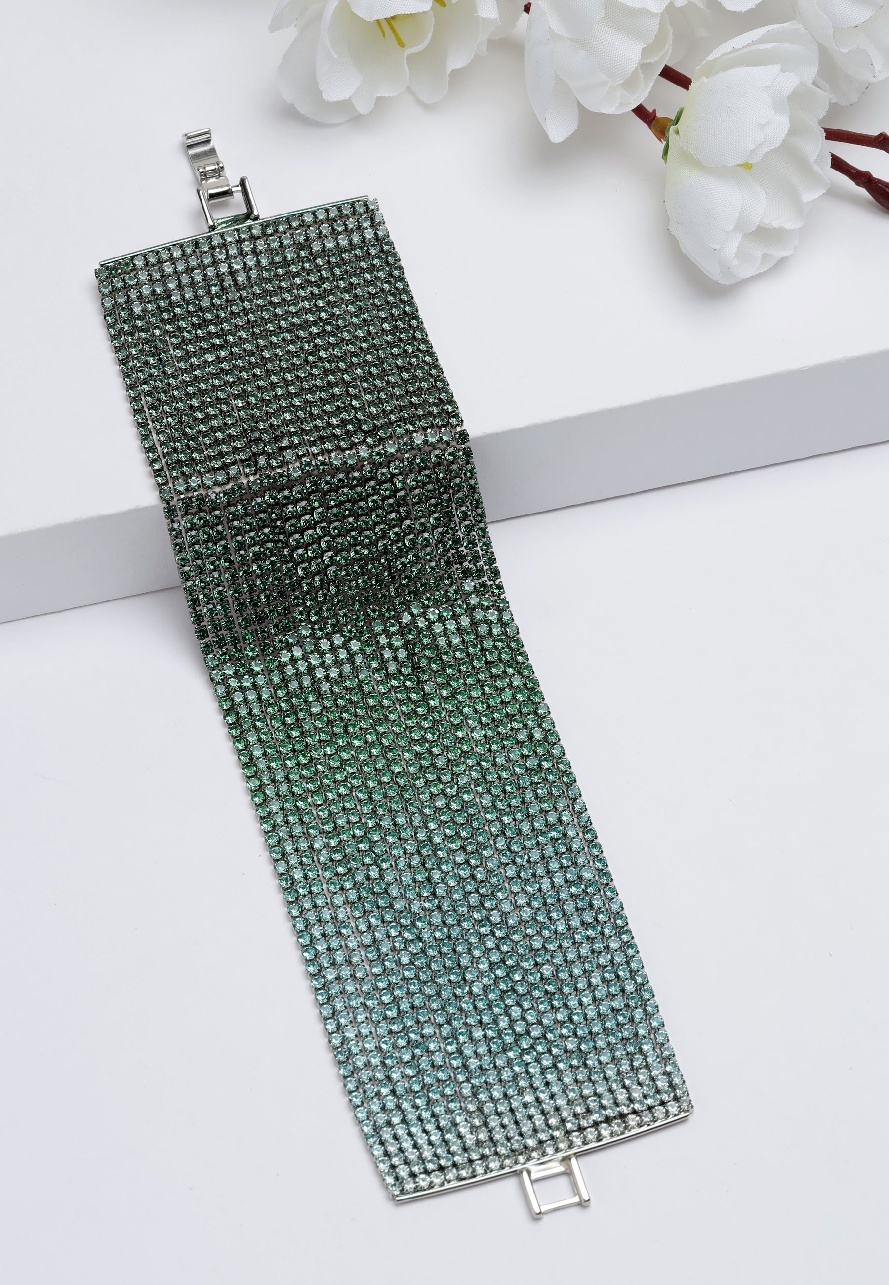 Lyxigt Diva-armband i grönt