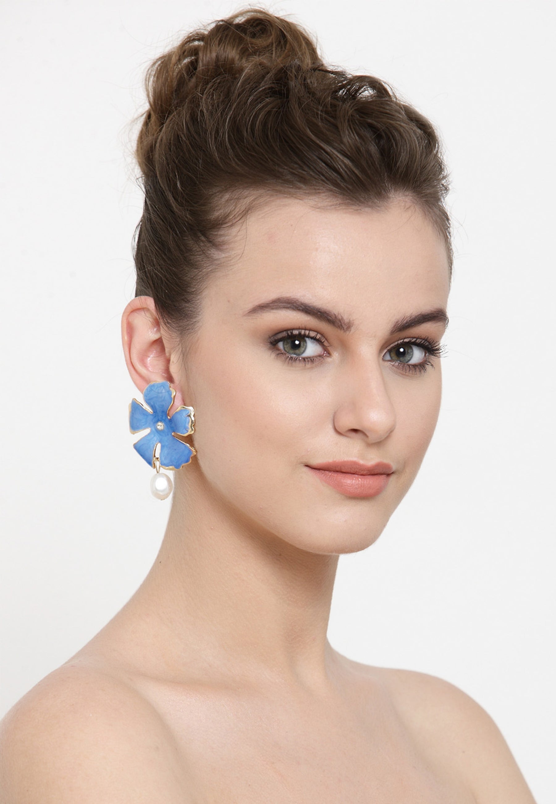 Avant-Garde Paris Statement Bohemian Summer Cute Blue Pearl Flower Stud Earrings